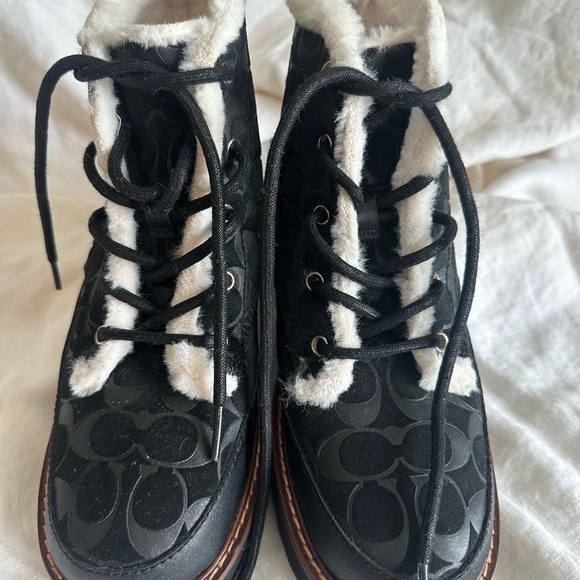 COACH Lug sole black  lace-up boots - Picture 14 of 14